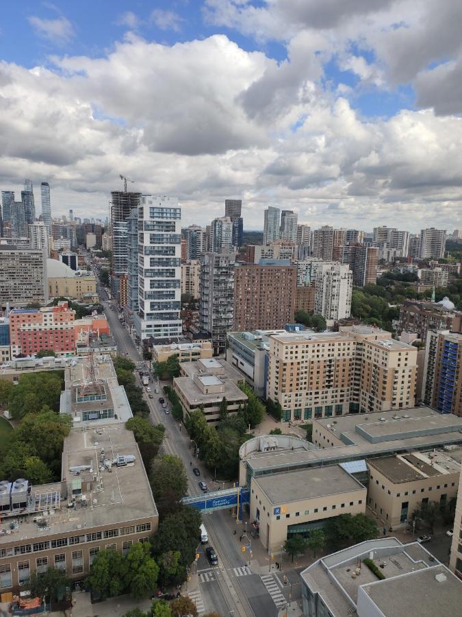 Toronto Metropolitan University-Daphne Cockwell Complex Residence Esterno foto