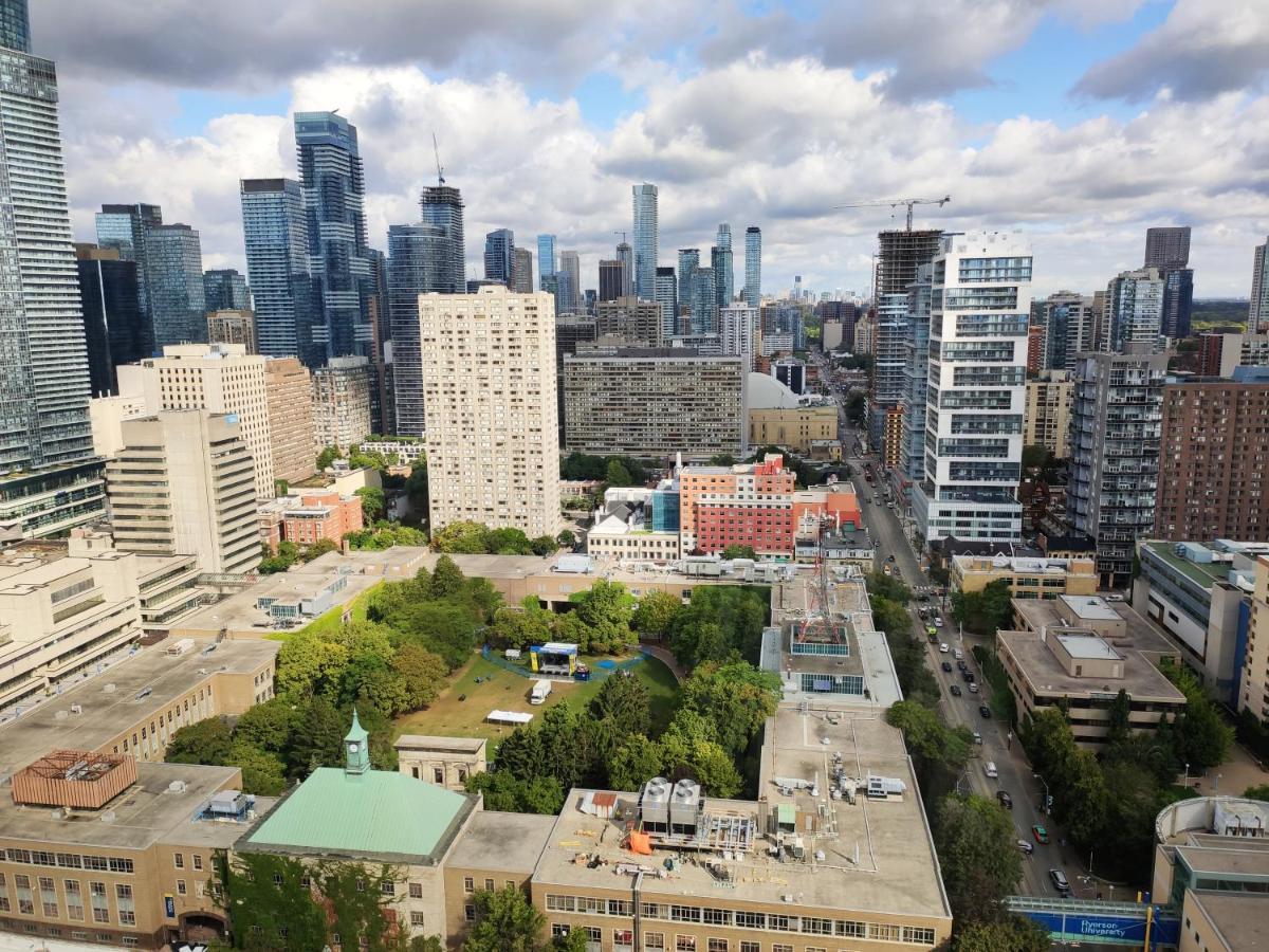 Toronto Metropolitan University-Daphne Cockwell Complex Residence Esterno foto